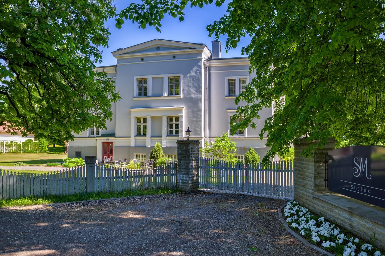 Saka Manor Hotel Exterior photo